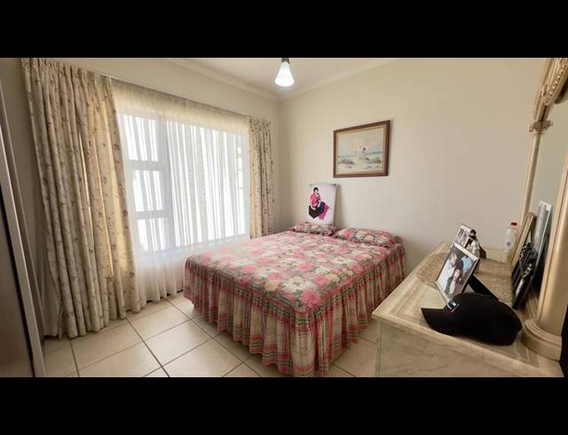 3 BEDROOM TOWNHOUSE FOR SALE IN OAKDENE